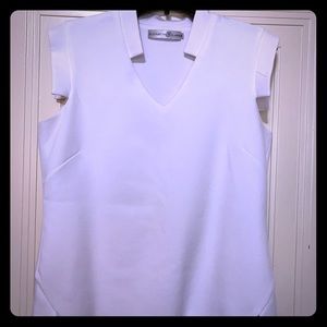 Elizabeth & Clarke “The Unstainable York”